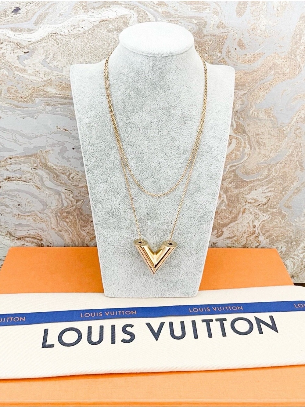 Louis Vuitton Large Essential V Gold Tone Necklace